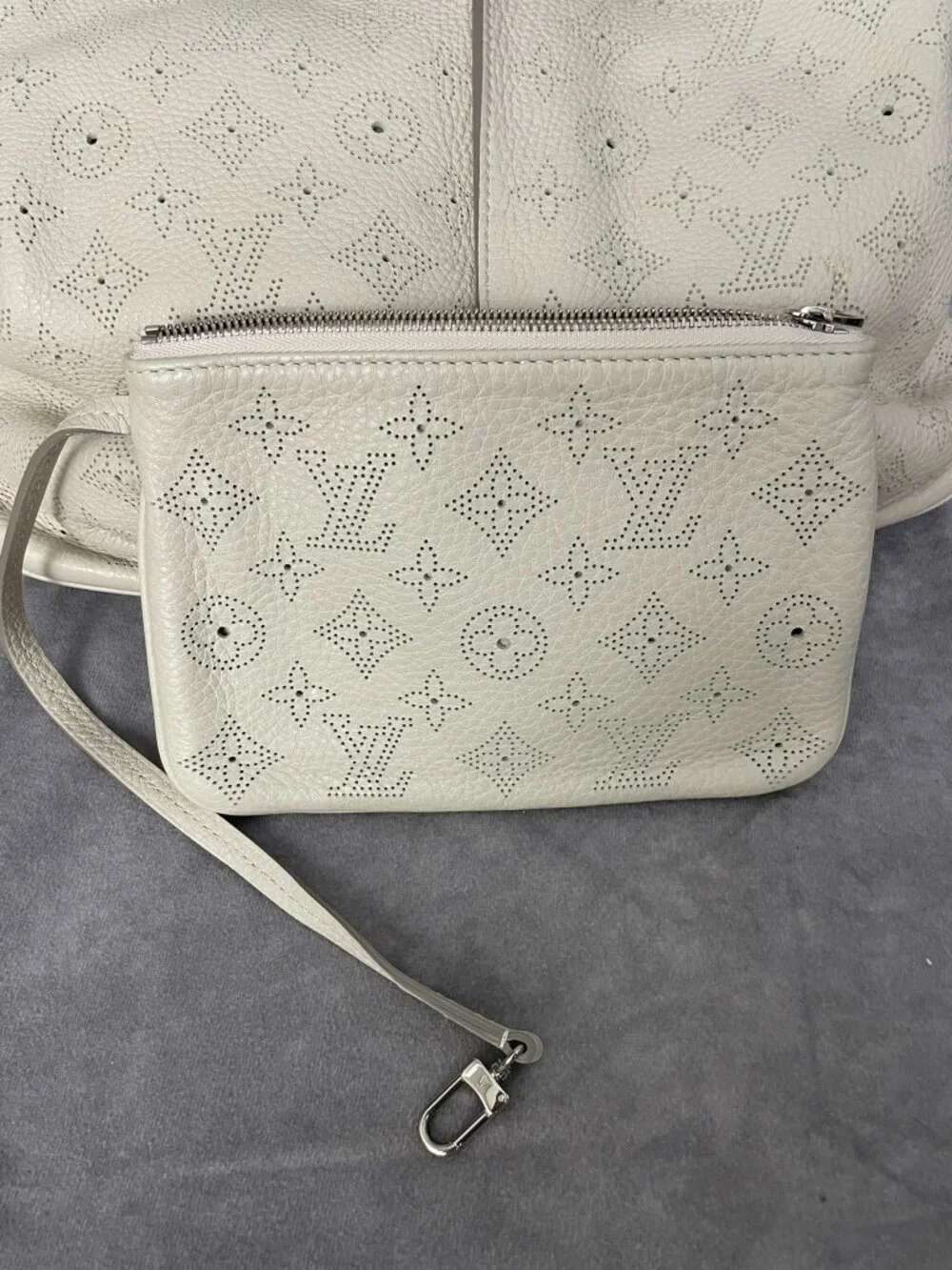 Louis Vuitton Selene PM Shoulder Bag in Winter White Mahina Leather